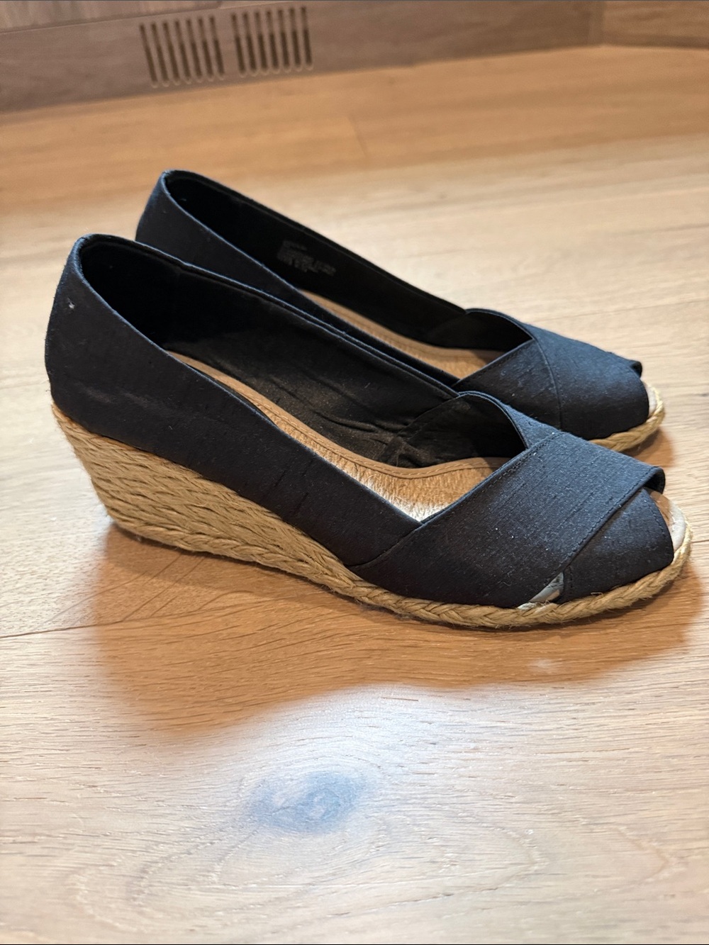 Lauren Ralph Lauren Black Espadrille Peep-Toe Wedges